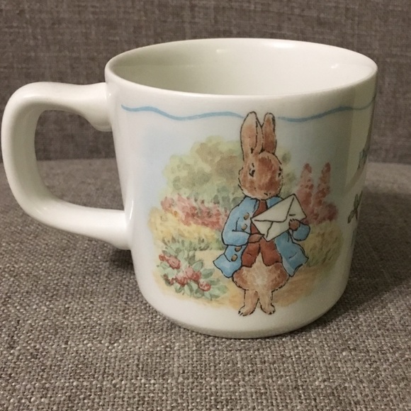 Wedgwood Peter Rabbit Happy Birthday set - Picture 6 of 7